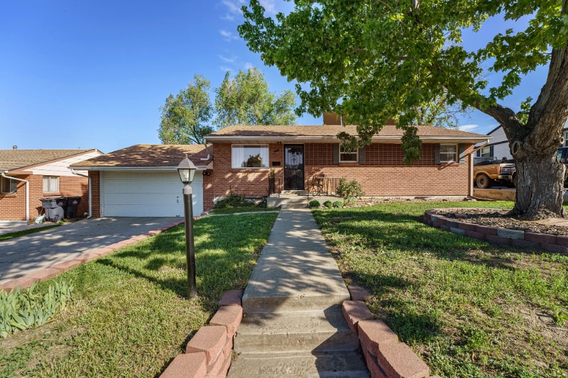 Primary Photo - 980 Dakin St