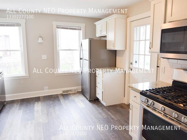 Building Photo - 6211 Fir Ave. 2 Bed, 2 Bath Single Family ...