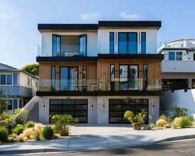246 Playa Del Norte St