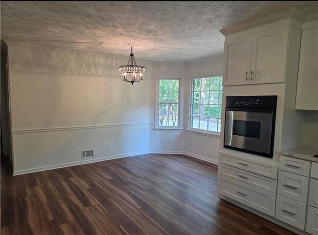Building Photo - 2907 Moorings Pkwy SW