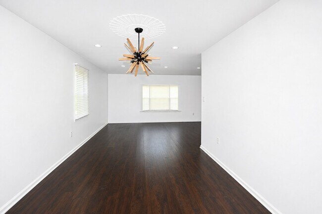 Foto del edificio - 9204 Lancelot Rd