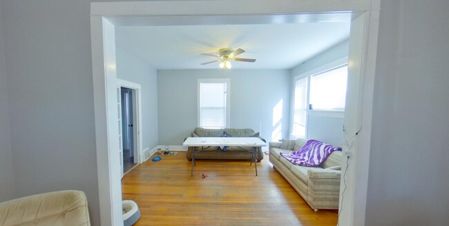 Building Photo - 3D Tour Available - Fenced-in Yard + Off-Street Parking + Washer & Dryer + Hardwood Floors! Avail...