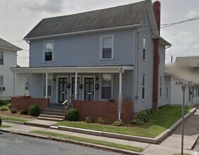 Building Photo - 2 Duke St