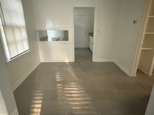 Photo - Cute 2/1 for rent House