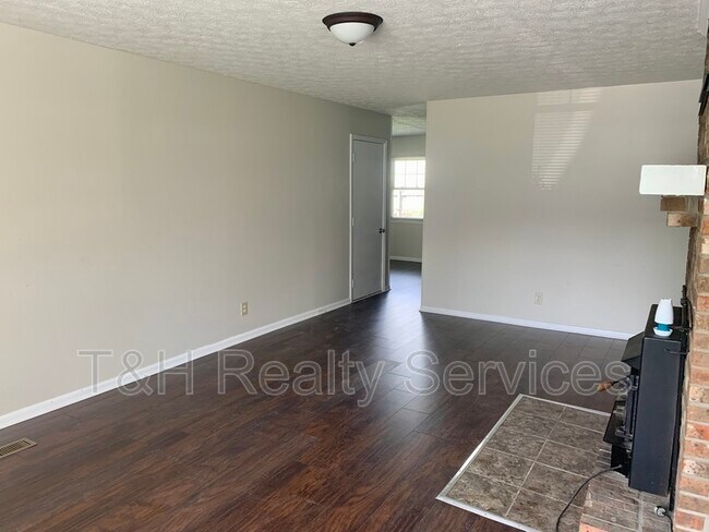 Building Photo - 4828 Tempe Ct