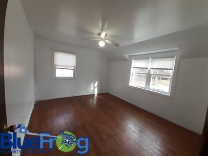 Building Photo - 424 S Van Buren St