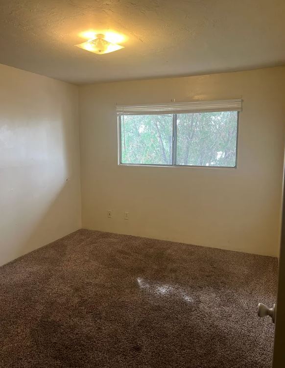 Foto del edificio - 2153 S Winstel Ave
