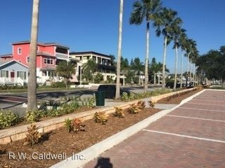 Building Photo - 3120 Beach Blvd S