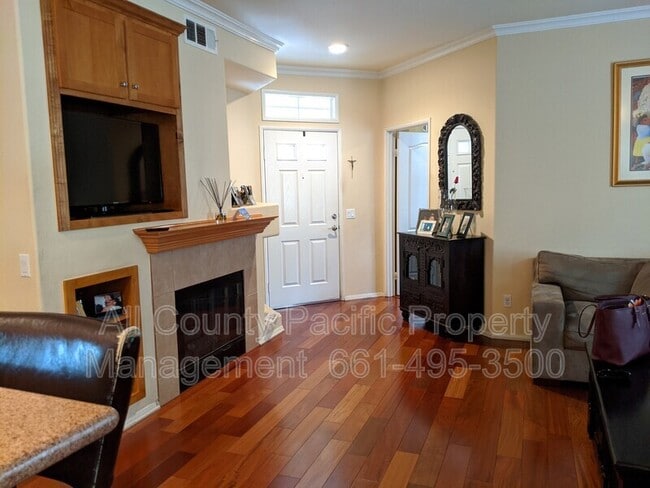 Foto del edificio - 17991 Lost Canyon Rd