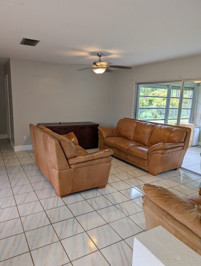 Living Room - 216 El Dorado Pky W