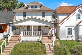 Building Photo - 728 Cottage Ave