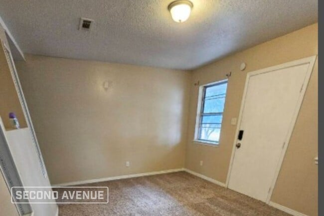 Foto del edificio - 10 Compass Point St