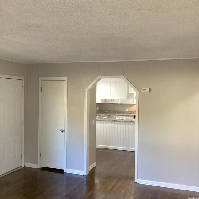 Foto del edificio - 713 Brewer St