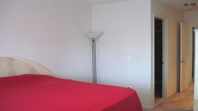 Foto del edificio - 40667 Lenox Park Dr