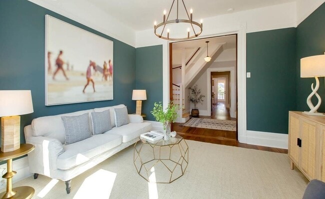 Foto del edificio - 2253 Clinton Ave