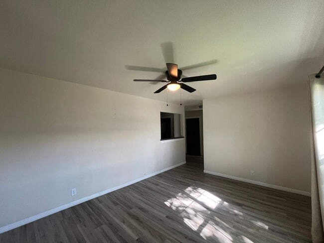 Building Photo - 415 "A" Elmwood Dr., San Antonio, TX. 78212