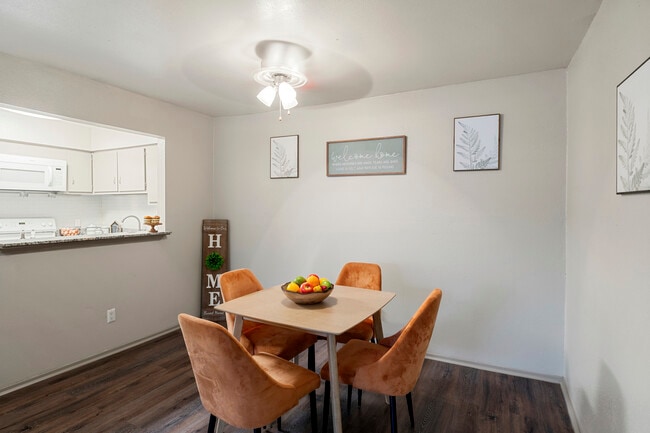 Foto del edificio - University Place Apartments
