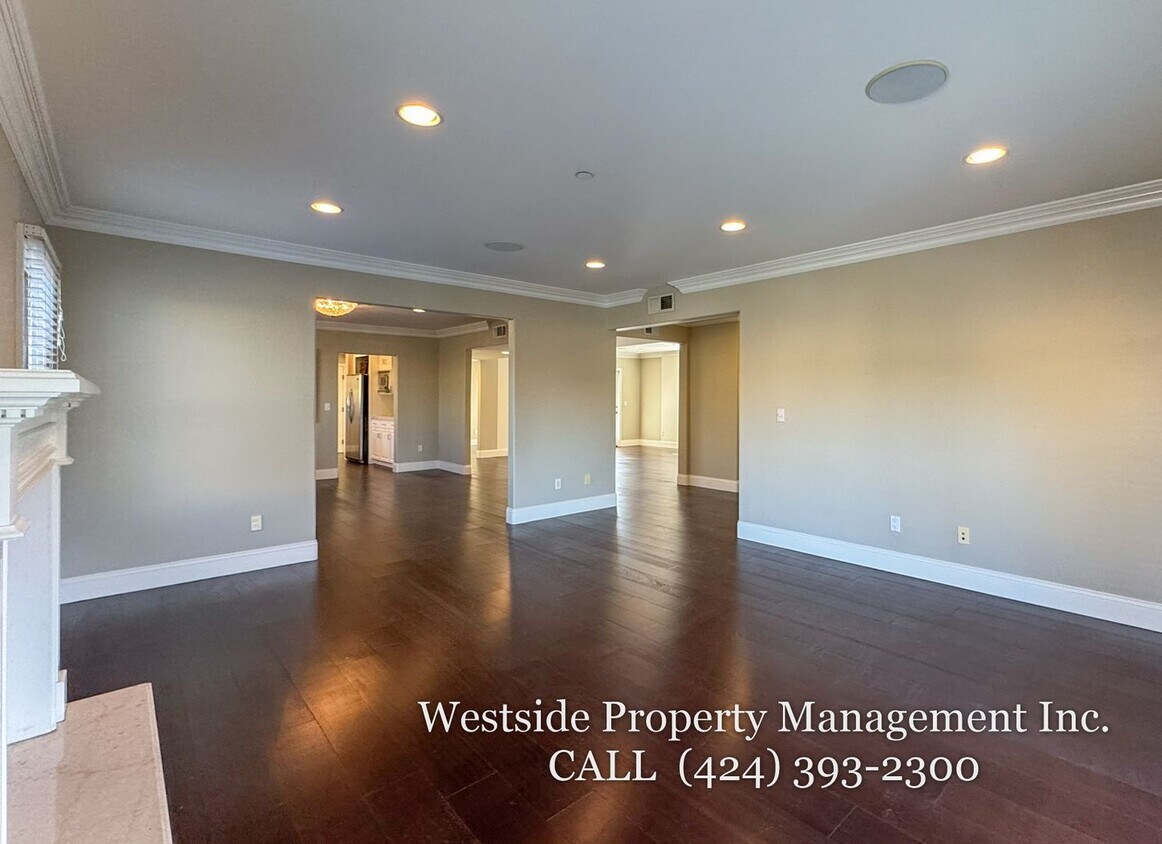 Foto principal - 1904 Manning Ave