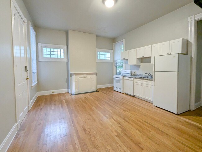 Foto del edificio - 32 Conklin St