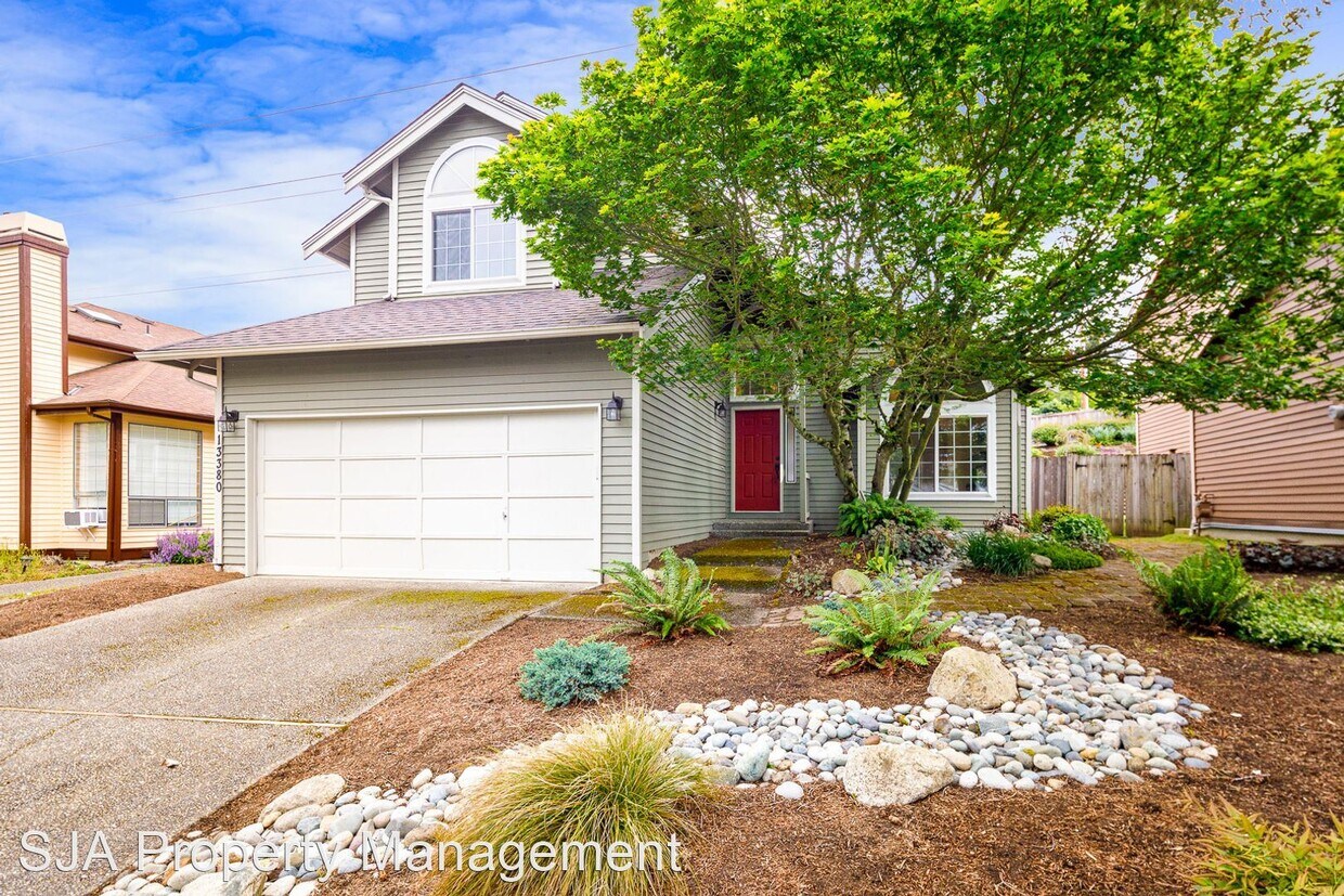 Foto principal - 3 br, 2.5 bath House - 13380 122nd Pl NE