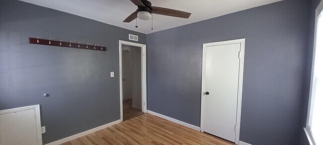 Foto del edificio - 17805 Roseville Blvd