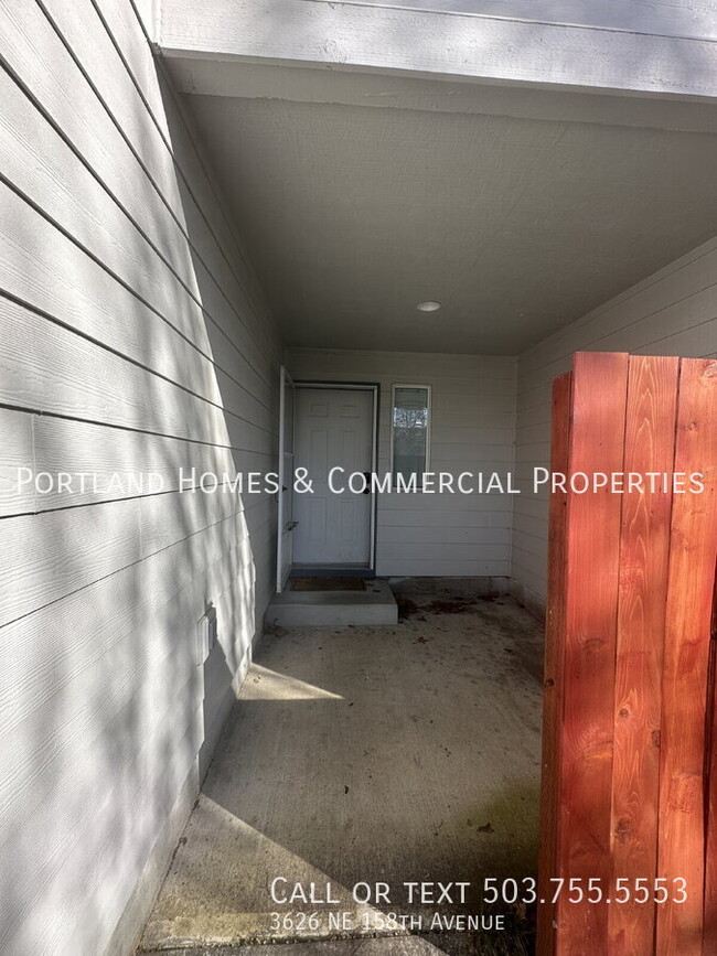 Building Photo - 3626 NE 158th Ave