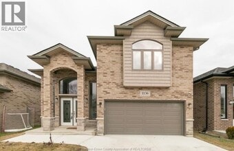Building Photo - 1136 Eastlawn