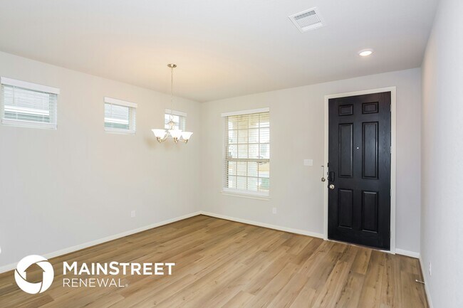 Foto del edificio - 9219 Dak Ave.