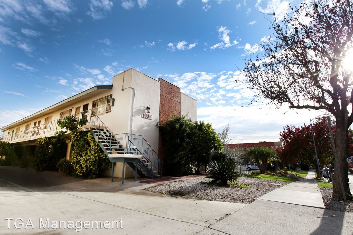 Primary Photo - 1036 Brittania St