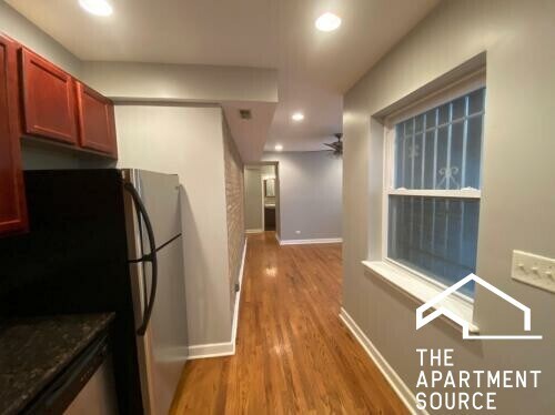 Foto del edificio - 2708 W Arthur Ave
