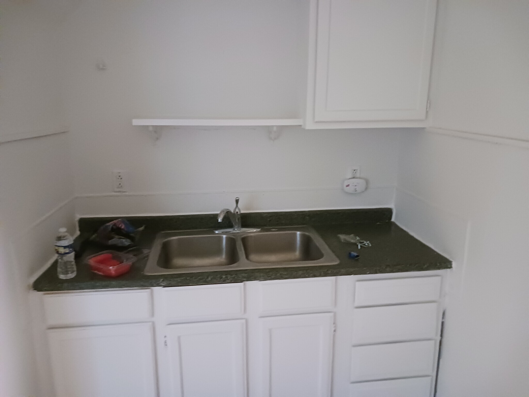 11817 Continental Ave Cleveland, OH 44120 – photo 4