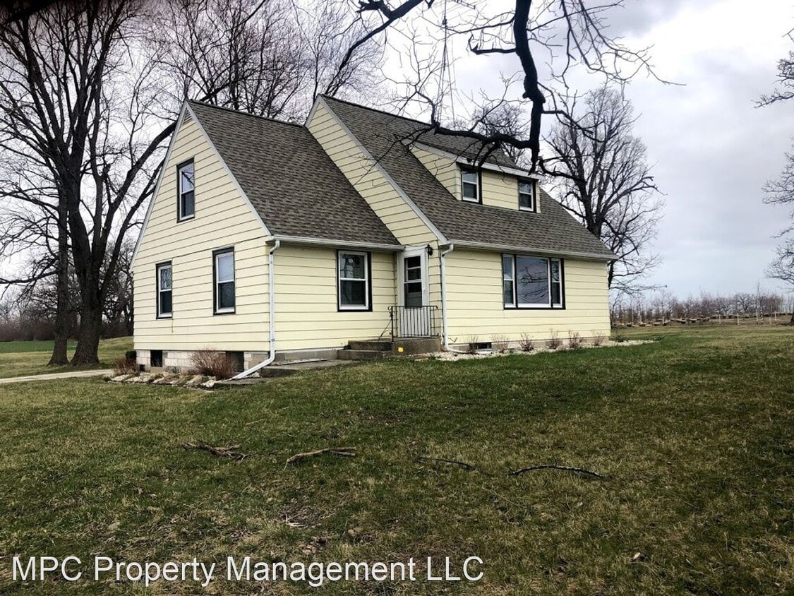 15214 104th St, Bristol, WI 53104 House Rental in Bristol, WI