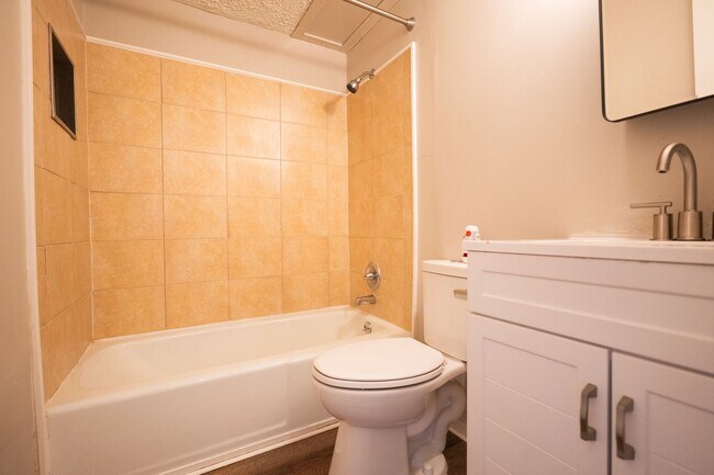 Foto del edificio - 733 E Wilbeth