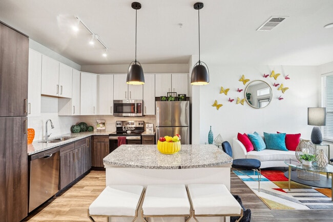 Vista at Southwinds apartments — community photo - Vista at Southwinds