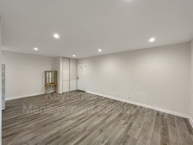 Foto del edificio - 280 Easy St