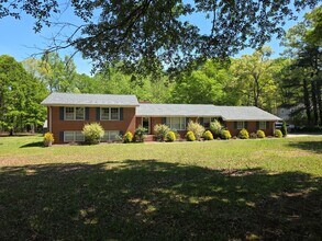 Building Photo - 1694 Nazareth Church Rd