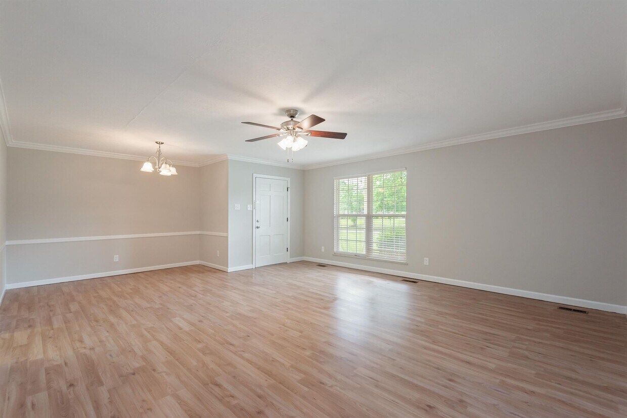 11719 S Williamsburg Dr, Farragut, TN 37934 Townhouse for Rent in