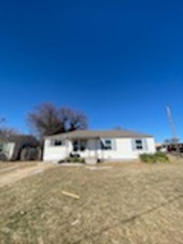 4 Bedroom House Available now in Del City House Rental in Del City