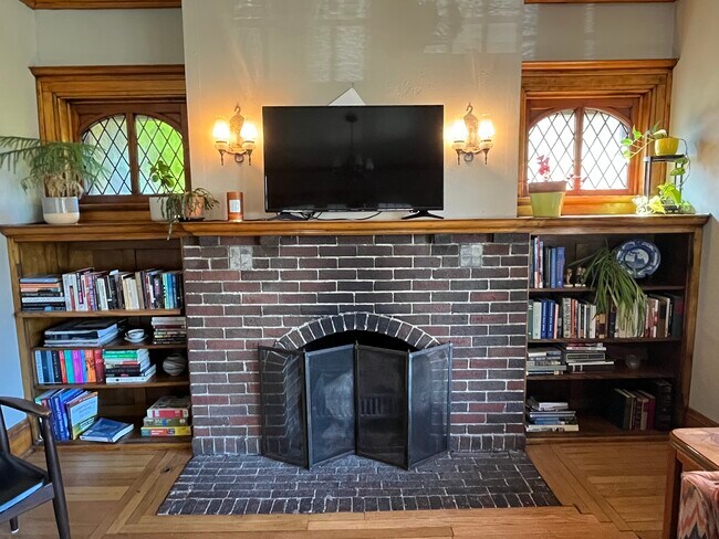 Foto del edificio - 1202 S Layton Blvd