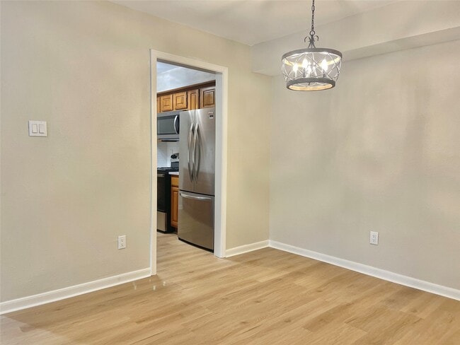 Building Photo - 1311 Antoine Dr