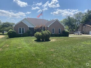 Building Photo - 4237 Trenton Rd