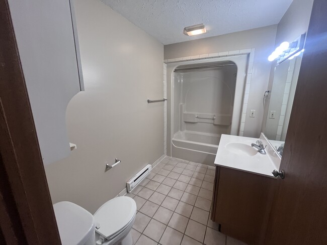 Baño - Parkview Apartments