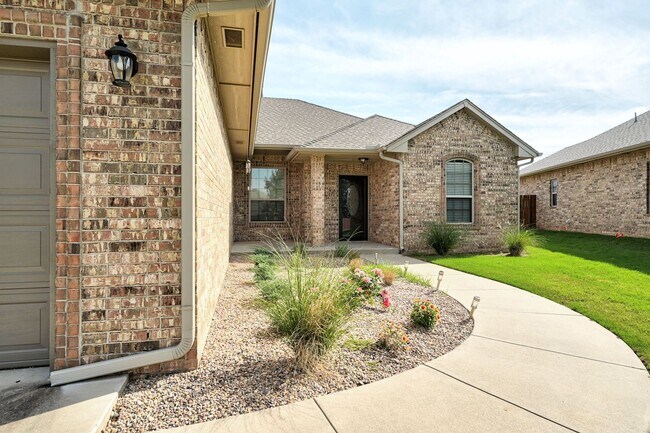 Foto del edificio - * * * $500 MOVE-IN SPECIAL!!! * * * Spacio...
