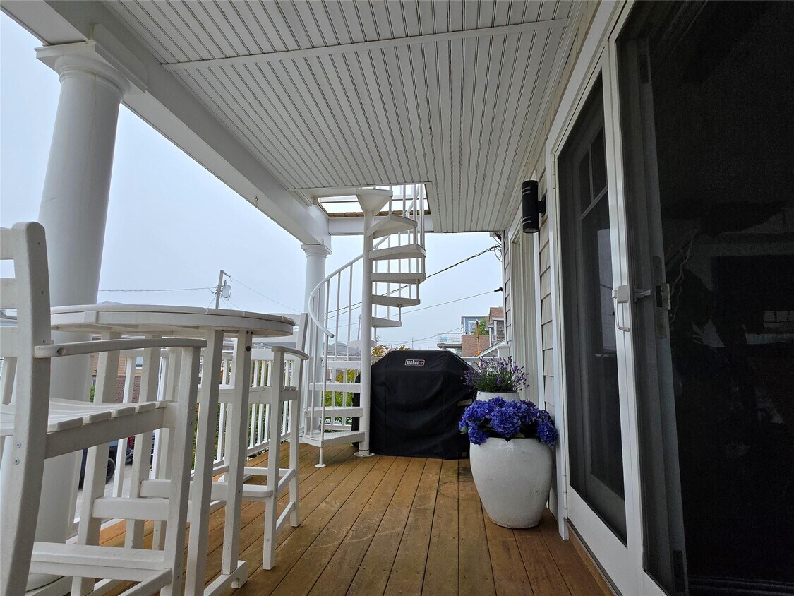 Foto principal - 34 Trenton Ave