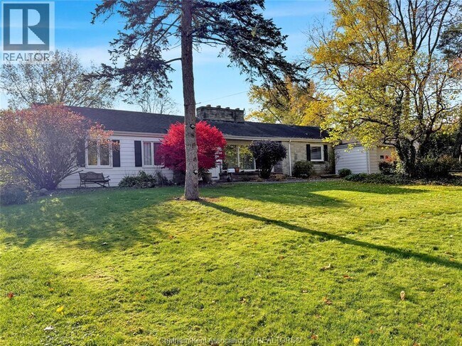 Photo du bâtiment - 6 Devon Dr