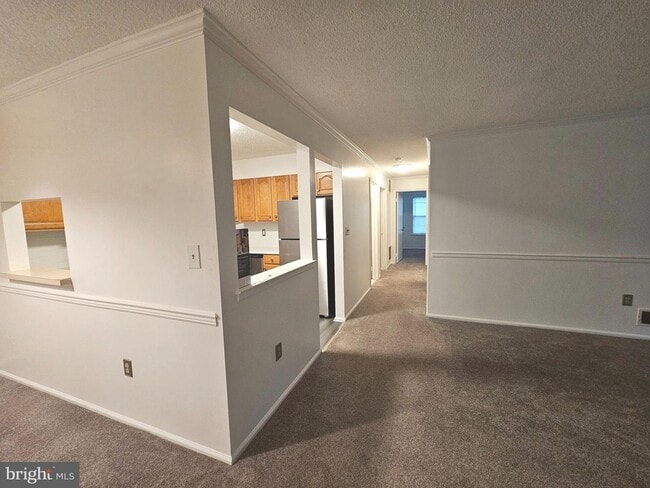 Building Photo - 48 Juniper Way