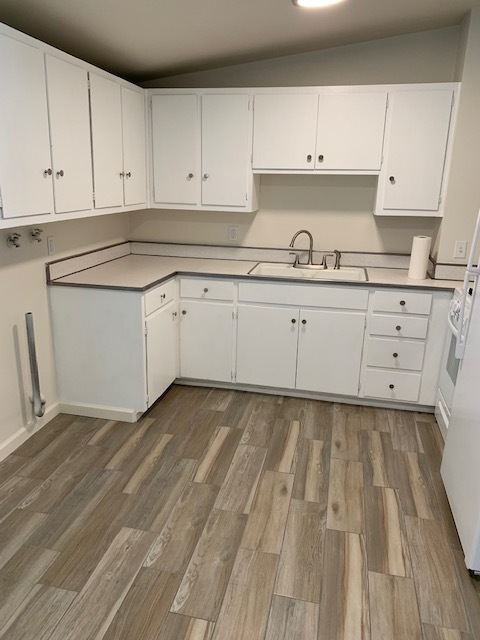 Foto del edificio - 6182 E 21st St