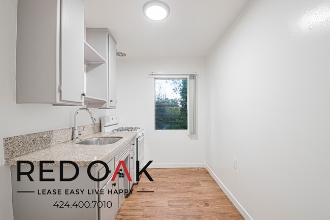 Foto del edificio - 7119 E Gage Ave