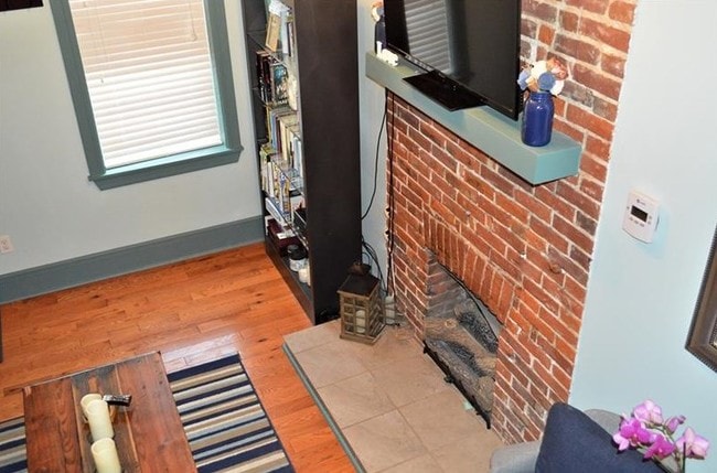 Foto del edificio - 4821 Blackberry Way