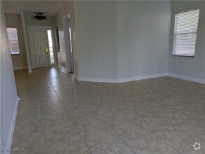 Building Photo - 2554 Sawgrass Lake Ct